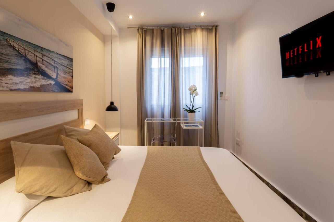 Room Boutique 32 德尼亚 外观 照片