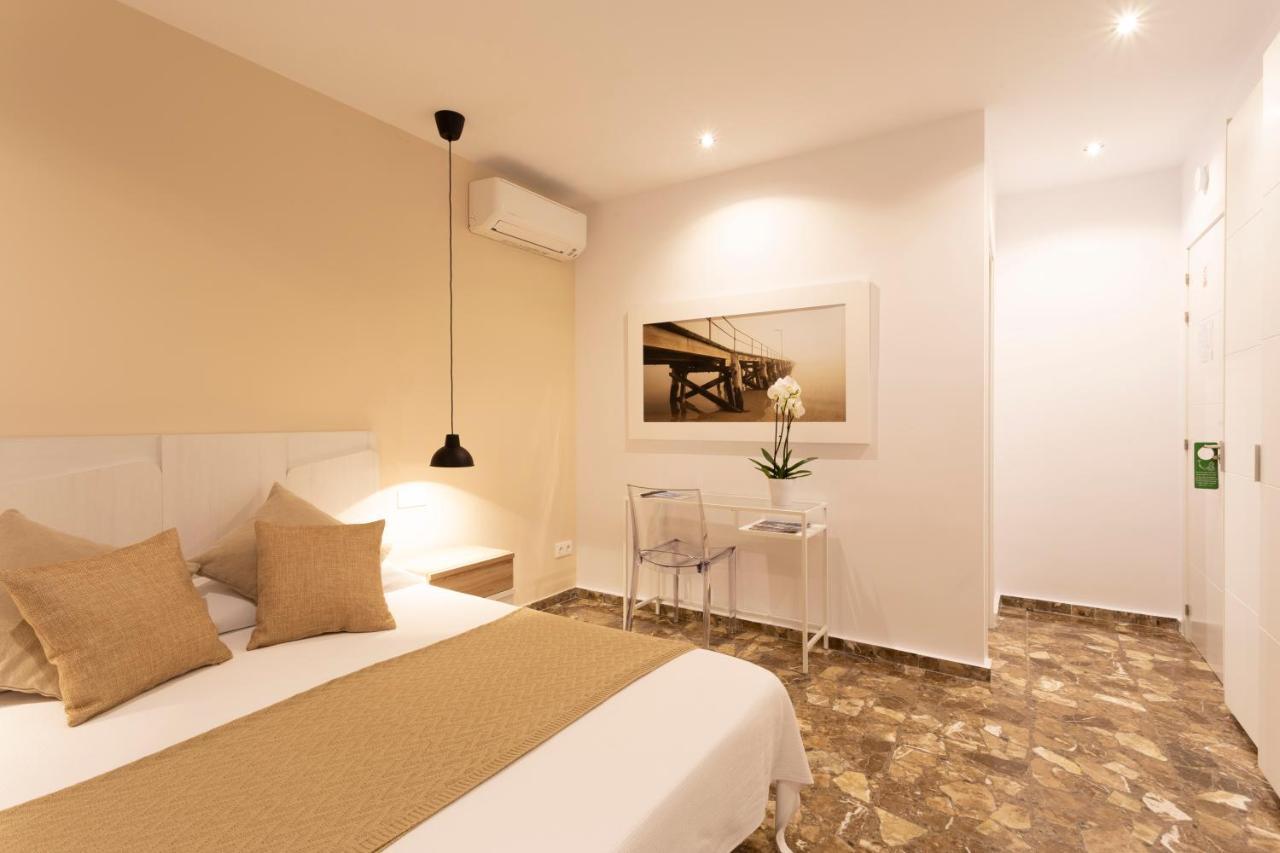 Room Boutique 32 德尼亚 外观 照片